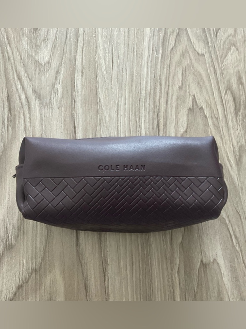 NWOT Cole Haan Cherry Brown American Airline Toiletry Amenity Bag Travel Zip